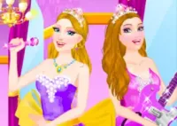Jogar Barbie And Popstar Dress Up