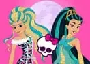 Jogar Disney Princesses Go To Monster High