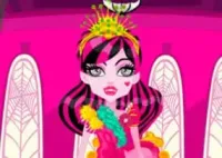 Jogar Draculaura Princess Dress Up