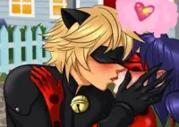 Jogar Miraculous Ladybug Kissing