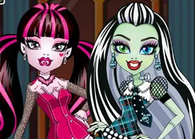 Monster High Nose Doctor