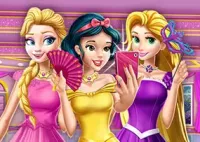 Jogar Princesses At Masquerade