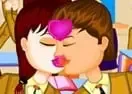 Jogar School Student Kissing