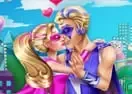 Jogar Super Barbie Kissing