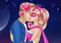 Jogar Super Barbie's Love Kiss